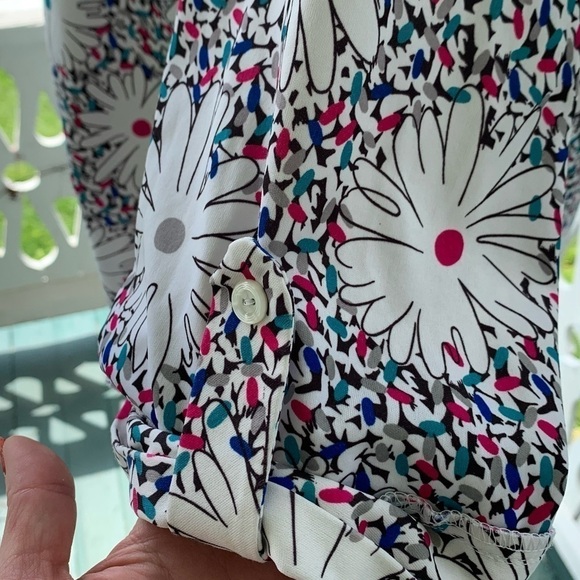 TopNotch Women’s 2X White Floral/Firework Multicolored 3/4 sleeve blouse - Picture 6 of 8